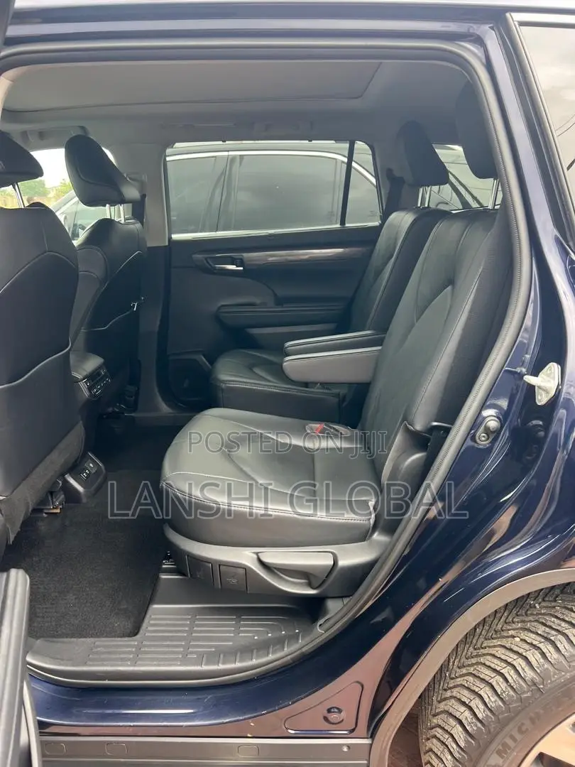 Toyota Highlander Platinum AWD 2020 Blue