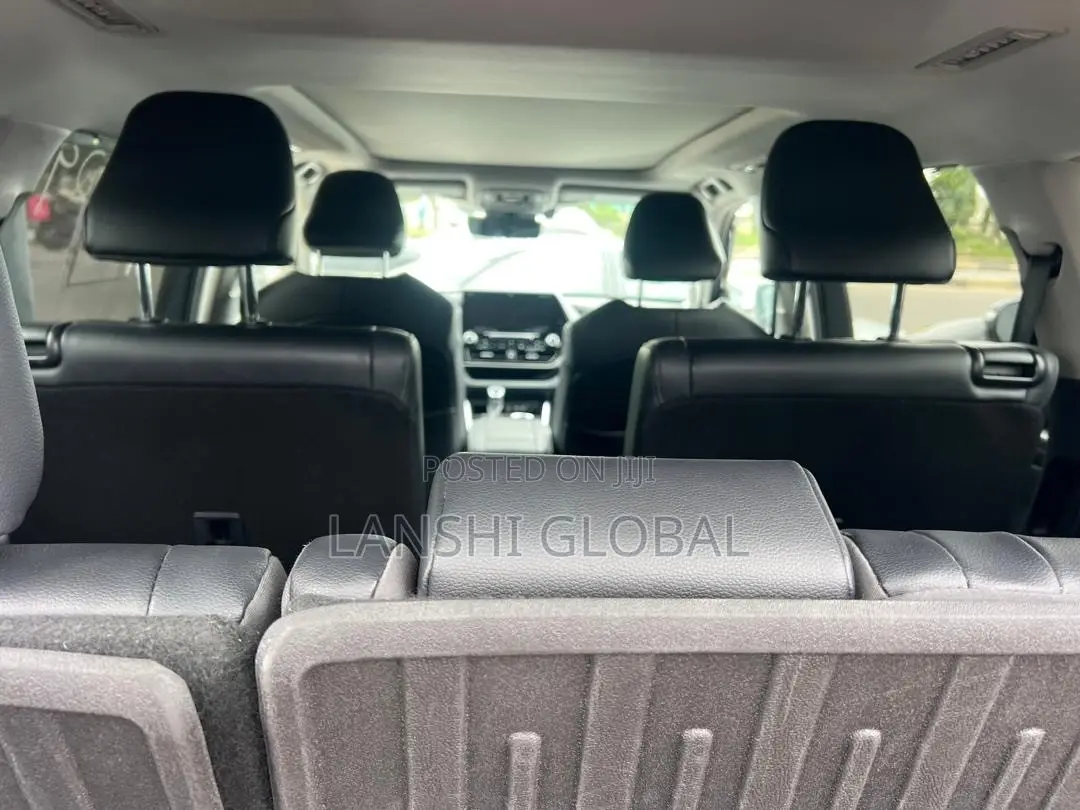 Toyota Highlander Platinum AWD 2020 Blue
