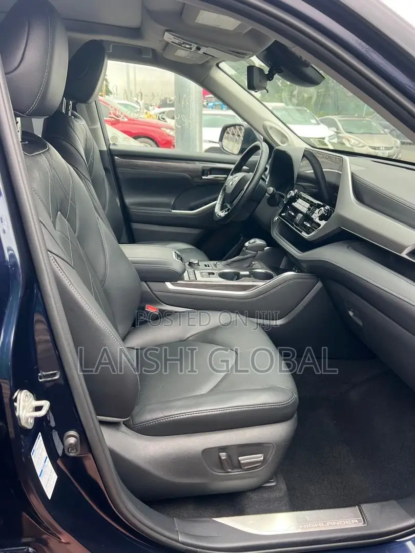 Toyota Highlander Platinum AWD 2020 Blue