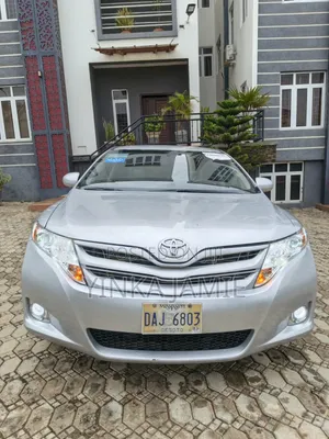 Toyota Venza Limited 2011 Silver