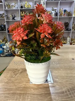 Table Artificial Flowers