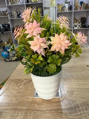 Table Artificial Flowers