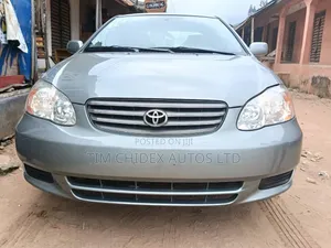 Toyota Corolla LE 2004 Gray
