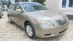 Toyota Camry 2010 Gold