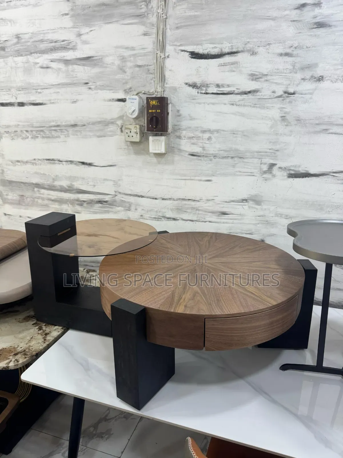 Classic Coffee Table Set