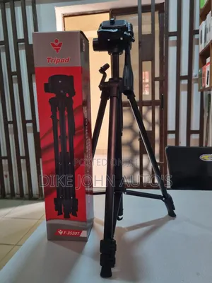 F3520T Tripod for Both Cameras and Phones 5.5feet Tall