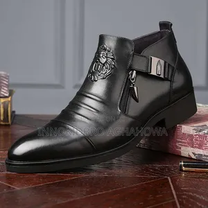 Premium Men's Leather Ankle Boots - Lion Head Embossed Side-Zip Shoes.