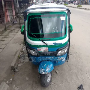 TVS King Cargo 2023 Blue