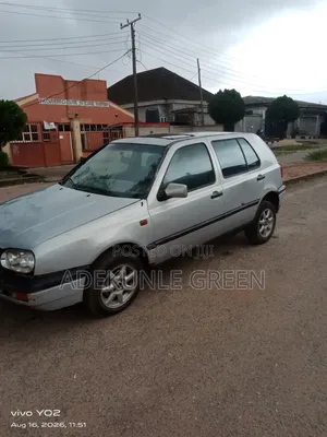 Volkswagen Golf 2000 Silver