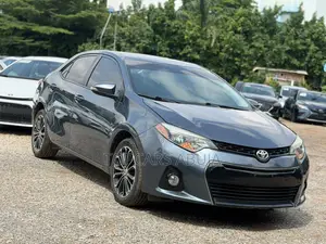 Toyota Corolla 2015 Gray