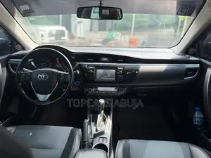 Toyota Corolla 2015 Gray