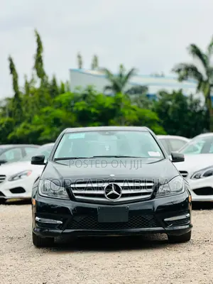 Mercedes-Benz C250 2012 Black