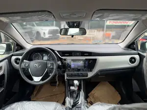 Toyota Corolla 2017 White