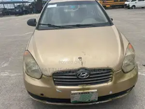 Hyundai Accent 2006 Gold