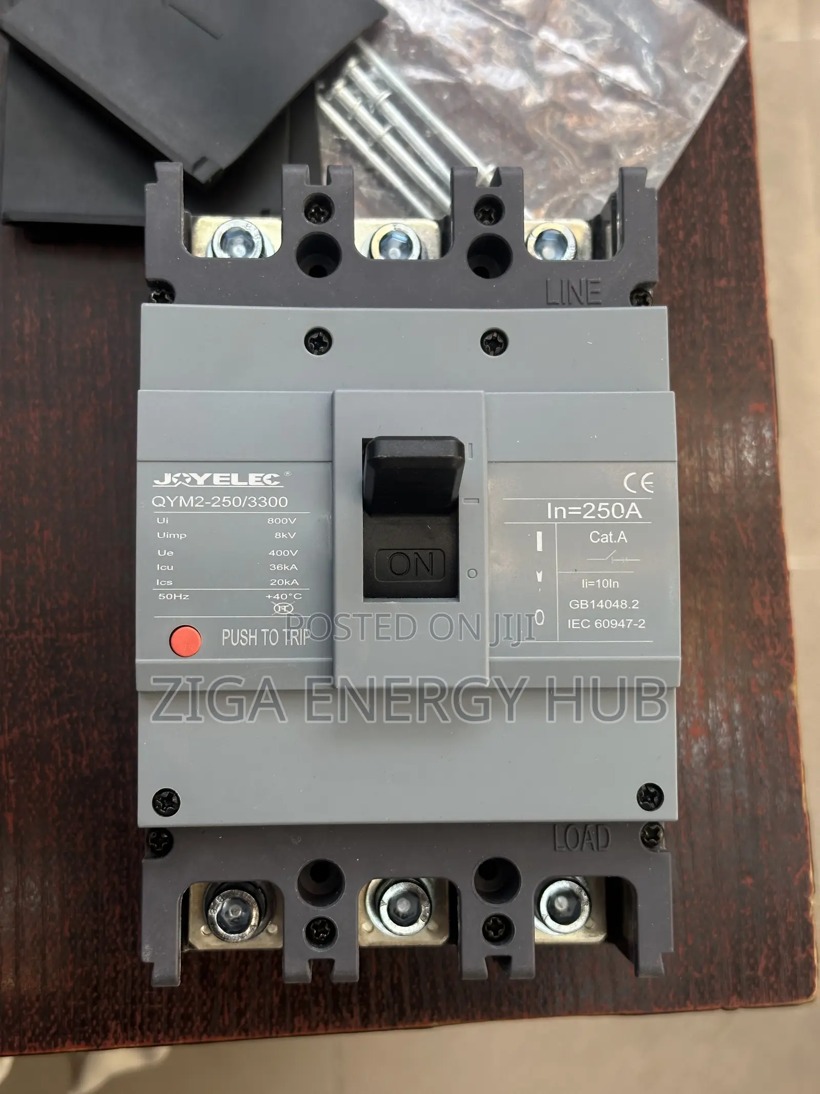 Molded Case Circuit Breaker 250A