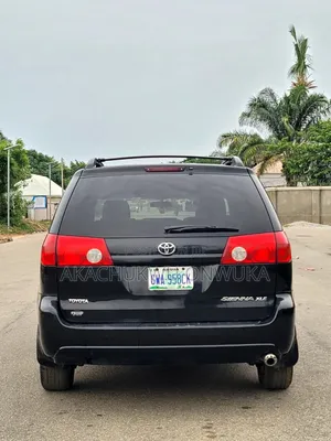 Toyota Sienna 2006 Black