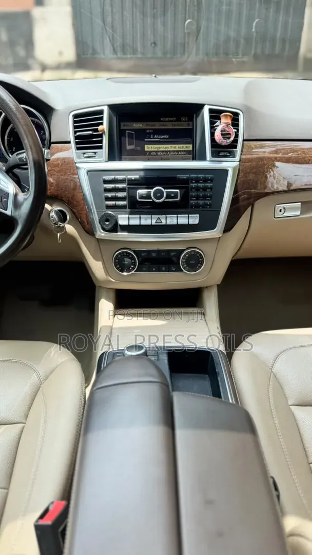 Mercedes-Benz M Class 2012 White