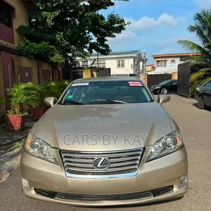 Lexus ES 350 2012 Gold