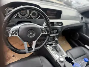 Mercedes-Benz C300 2013 White