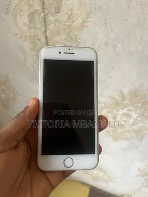 Apple iPhone 8 64 GB White