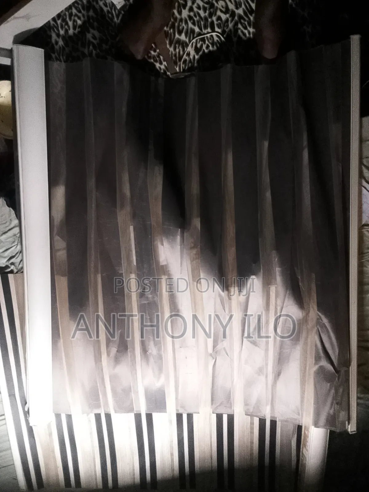 2 Window Blinds