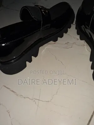 Gucci Shoe