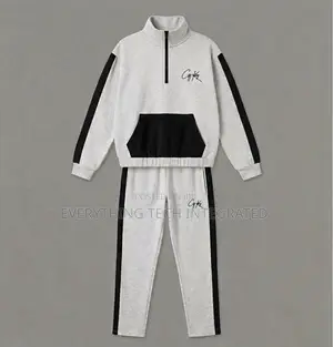 Quarter Zip Pullover Sweatshirt With Joggers Pant
