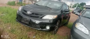 Toyota Corolla LE Special Edition 4dr Sedan (1.8L 4cyl 4A) 2013 Black