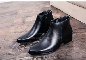 Premium British/Korean Zip Up Chelsea Boots With Pointed Toe.