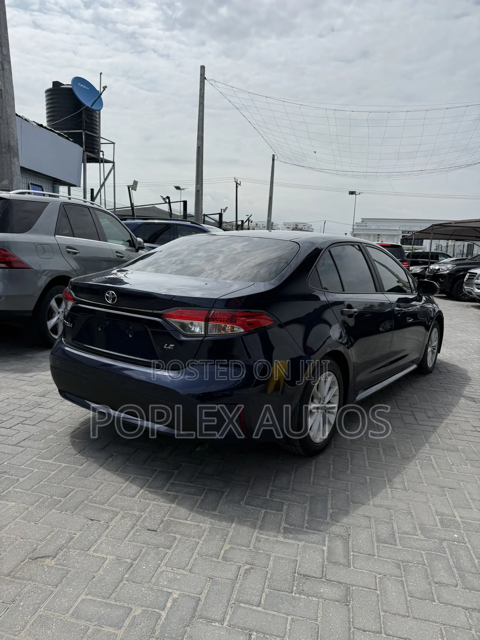 Toyota Corolla LE 2020 Blue