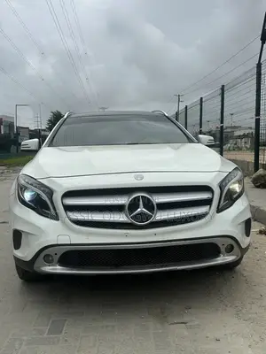 Mercedes-Benz GLA 250 2015 White
