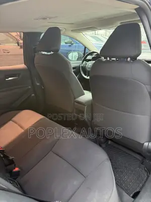 Toyota Corolla LE 2020 Blue