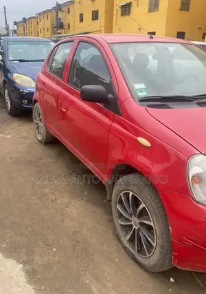 Toyota Yaris 2008 Red