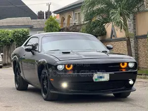 Dodge Challenger 2014 Black