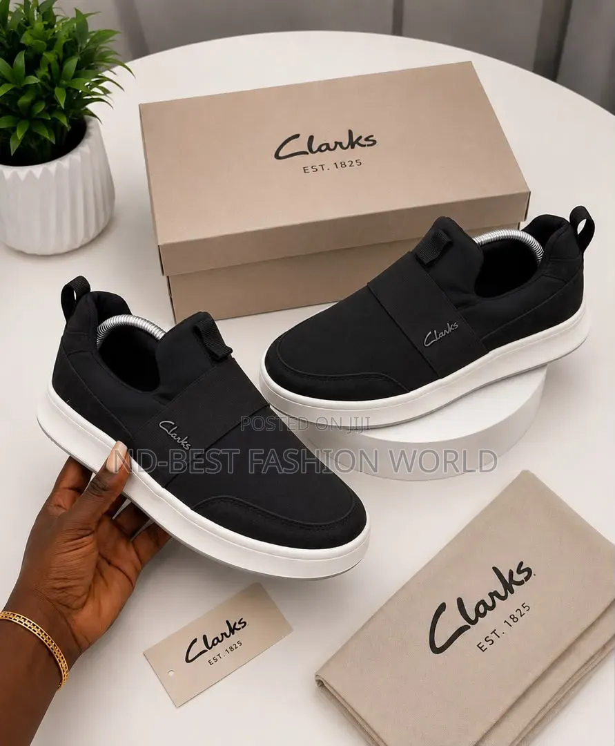 Clarks Sneakers