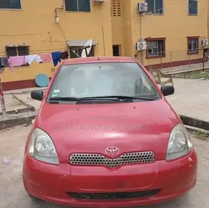 Toyota Yaris 2008 Red
