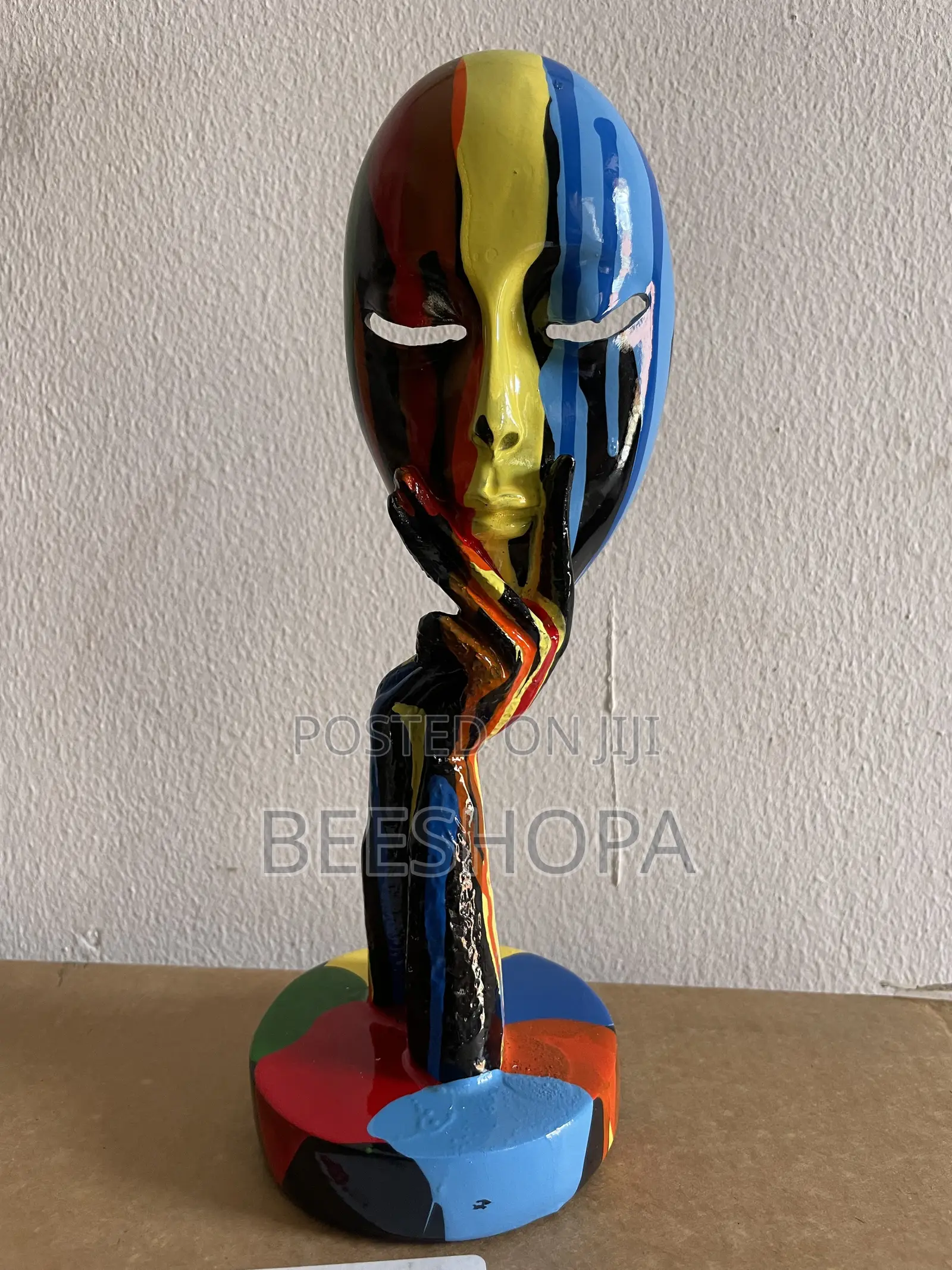 Human Face Onament Deco
