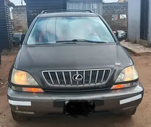 Lexus RX 2000 Black