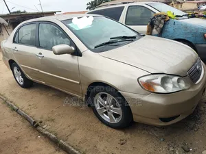 Toyota Corolla 2007 Gold