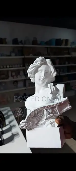 Elegant Female Bust Sculpture | Home Interior Decor