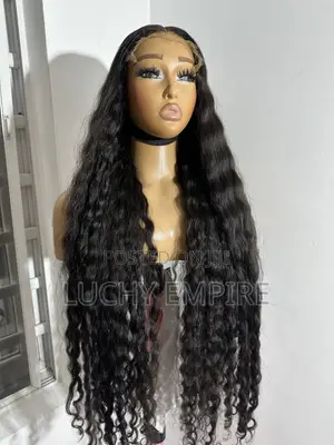 32 Inches Raw Curly Hair – Water Friendly | 300g | 5x5 HD Closure