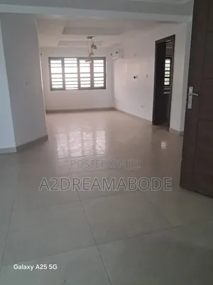 3bdrm Apartment in Ikeja Gra for rent