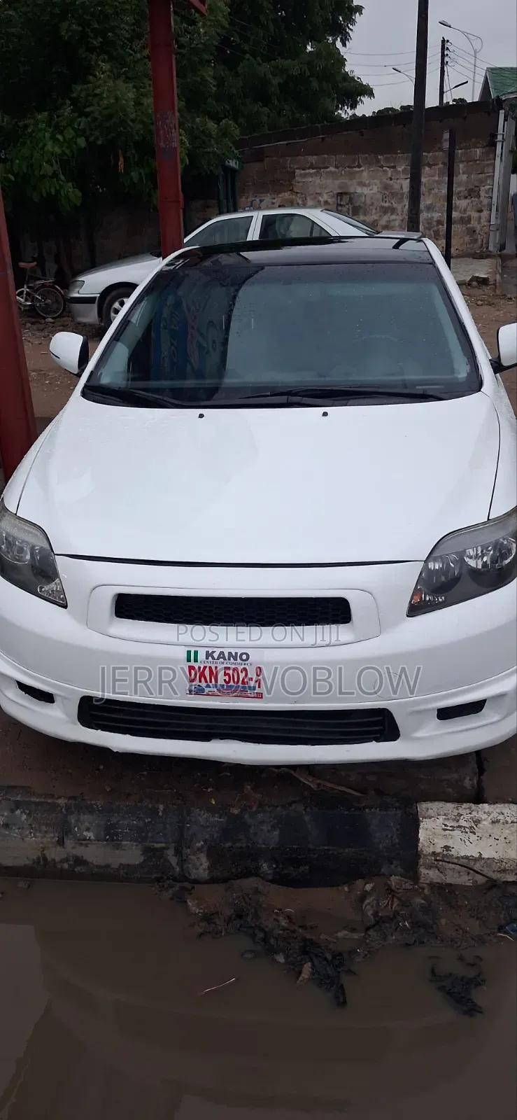 Scion tC Base 2007 White