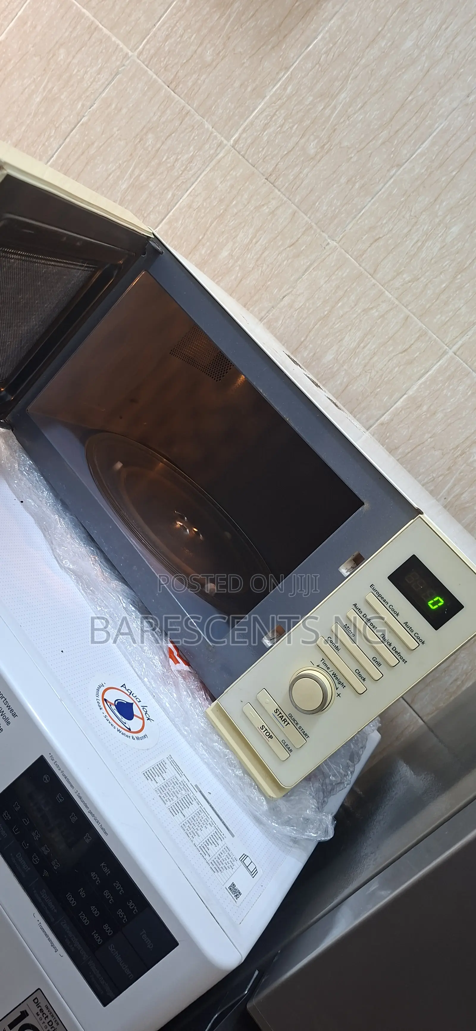 28 Litres LG Microwave