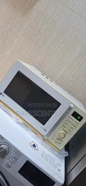 28 Litres LG Microwave