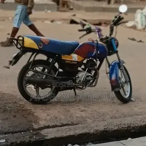 TVS HLX 125 2021 Blue