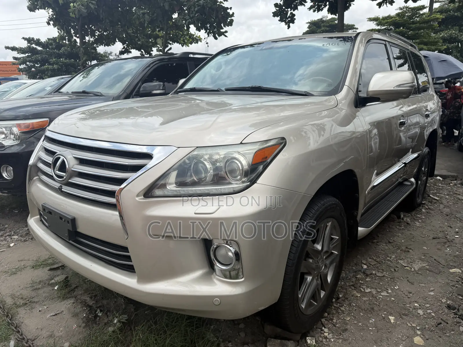 Lexus LX 2017 Gold