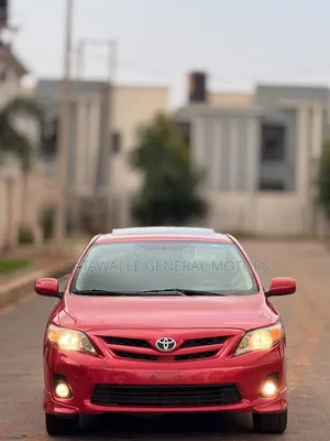 Toyota Corolla 2013 Red