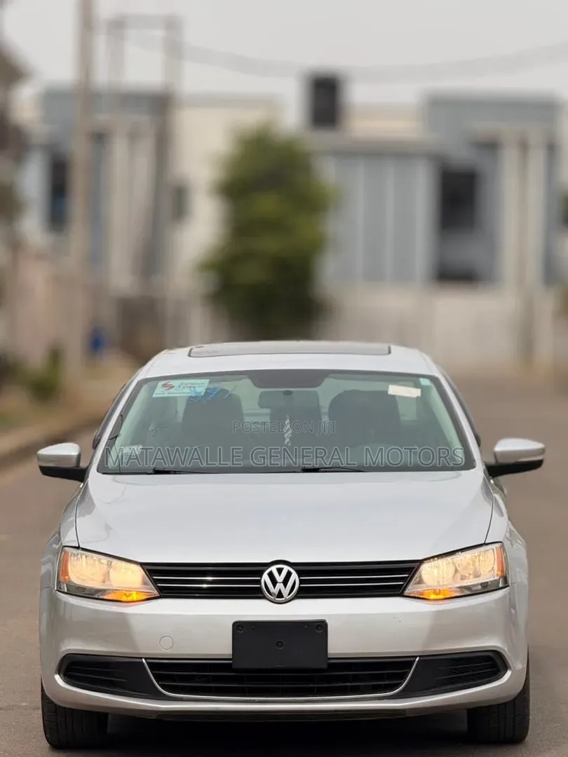 Volkswagen Jetta 2013 Silver