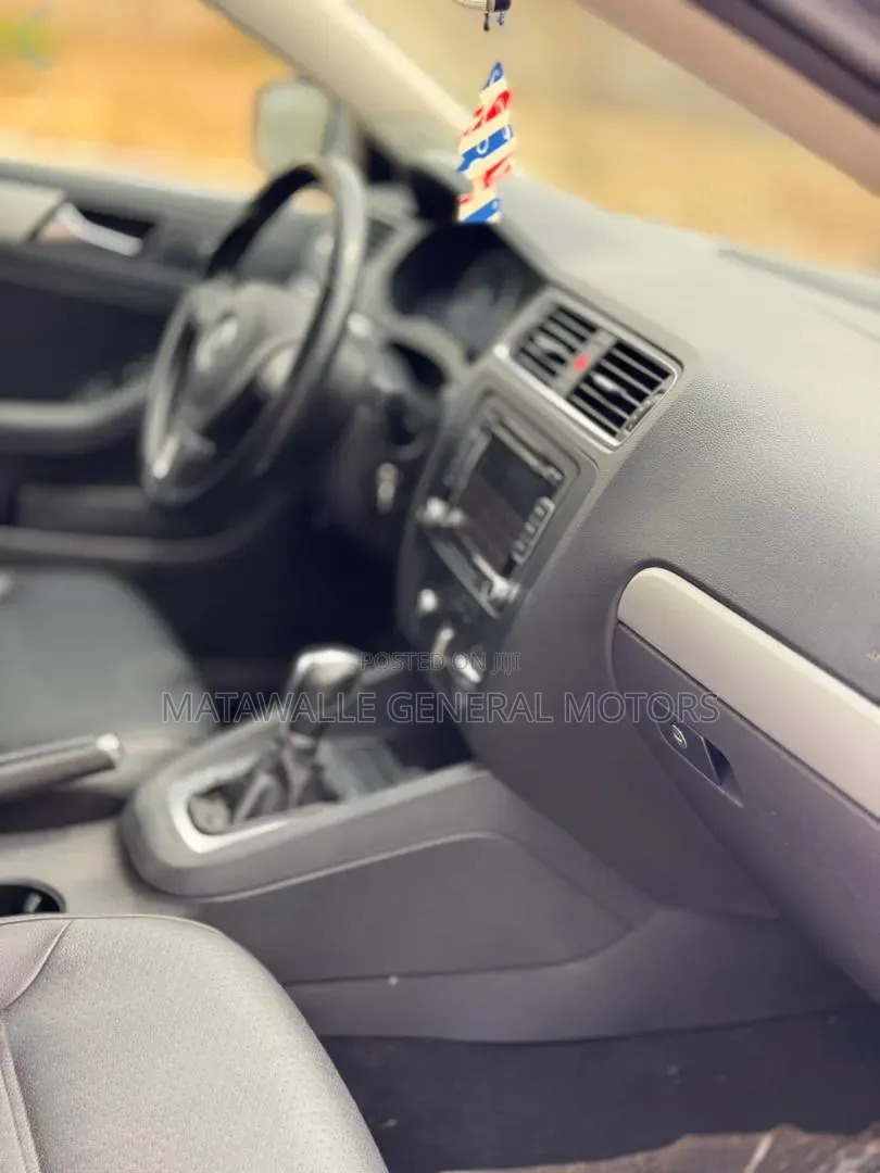 Volkswagen Jetta 2013 Silver